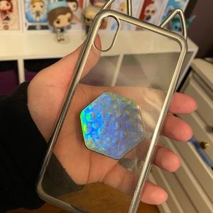 Holographic iPhone X/XS case matching pop socket